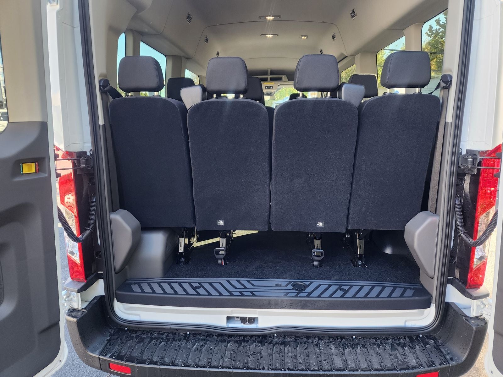 2025 Ford Transit-350 XL