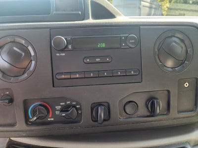 2017 Ford E-350SD Base Cutaway