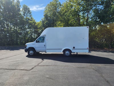 2017 Ford E-350SD Base Cutaway