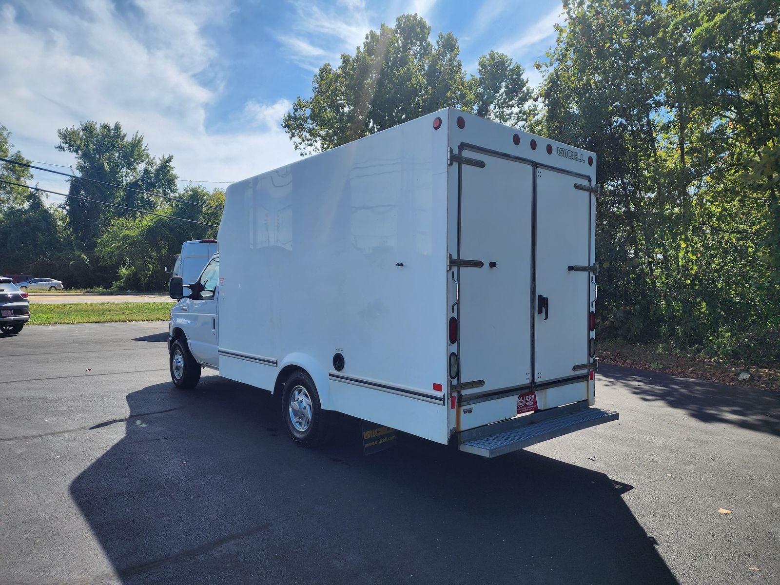 2017 Ford E-350SD Base Cutaway