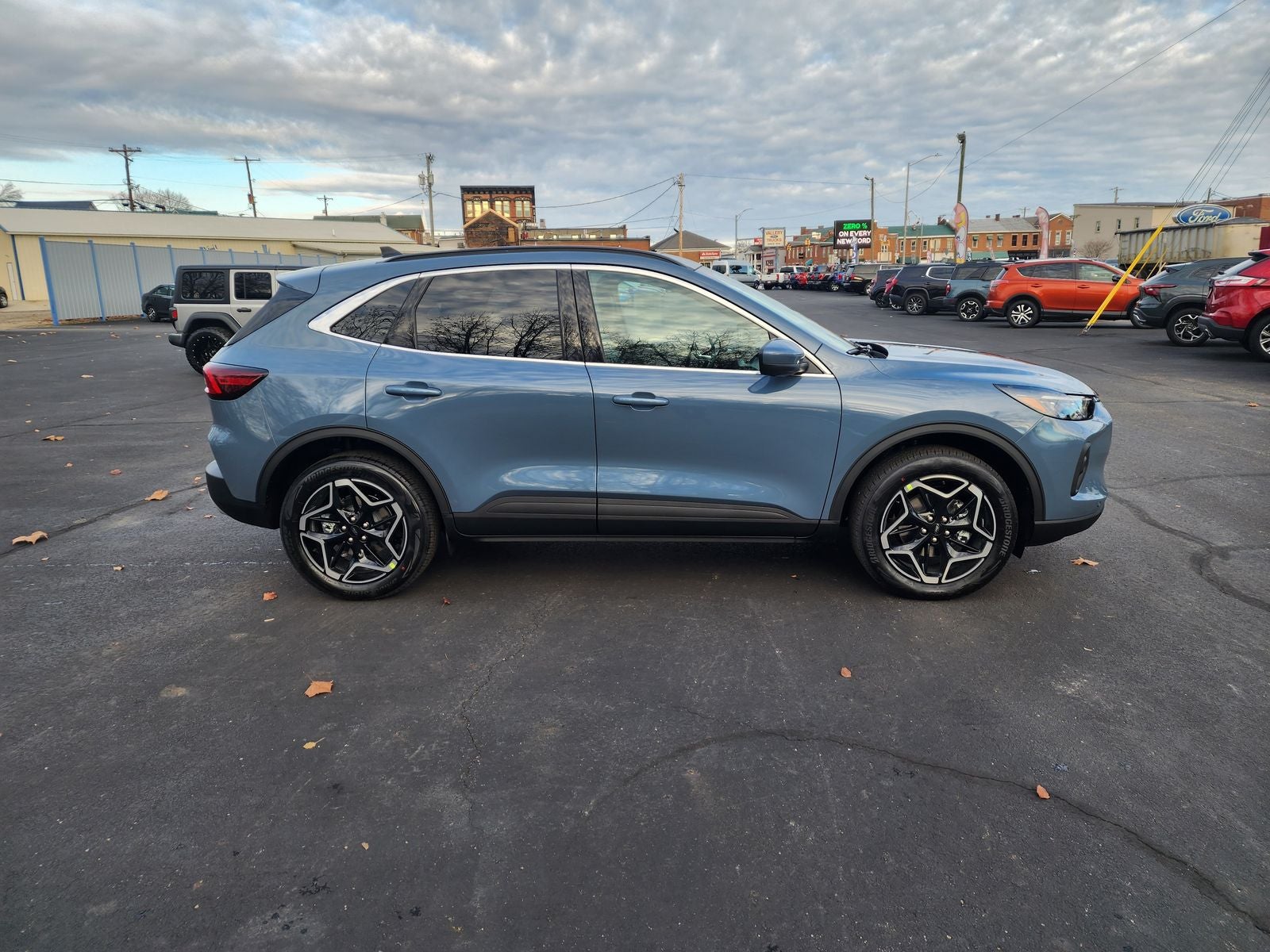 2026 Ford Escape Hybrid Platinum