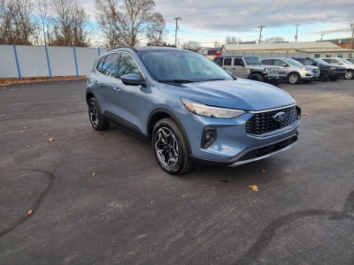 2026 Ford Escape Hybrid Platinum