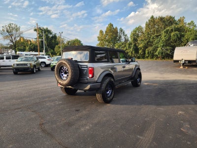2022 Ford Bronco Base