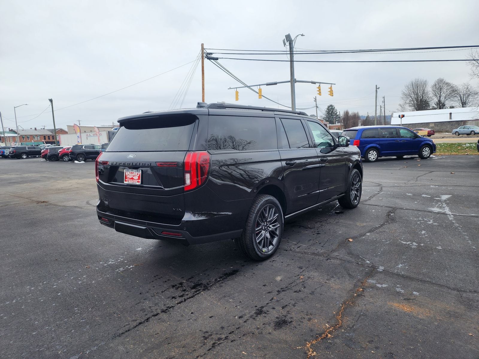 2025 Ford Expedition Max Platinum