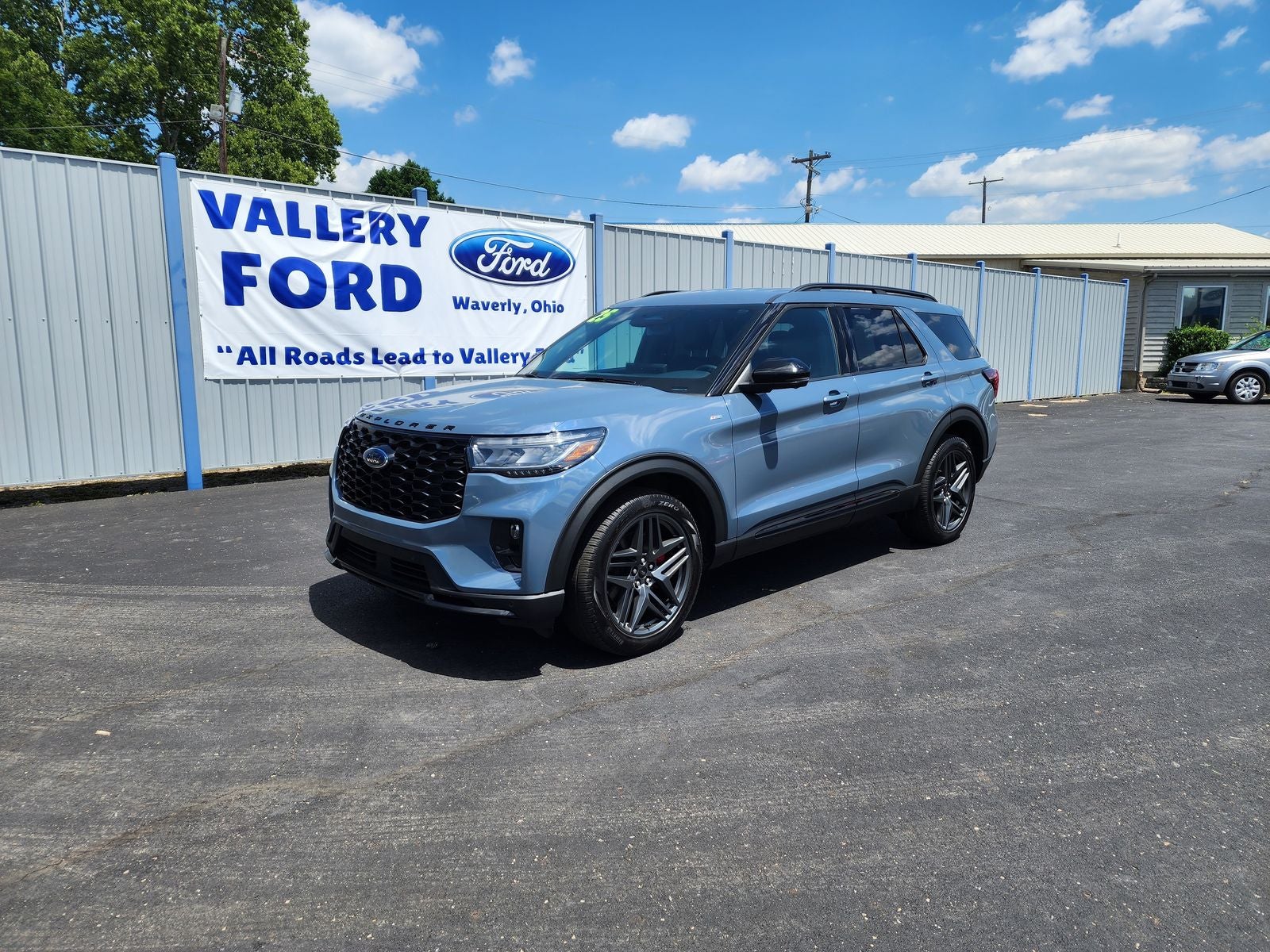 2025 Ford Explorer ST-Line