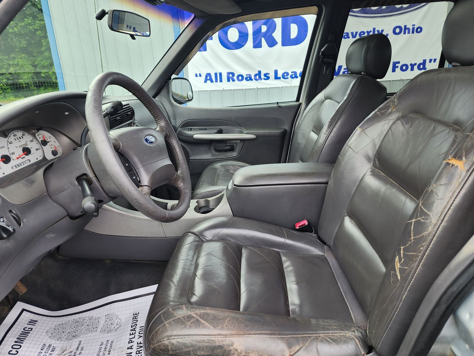 2001 Ford Explorer Sport Trac Base