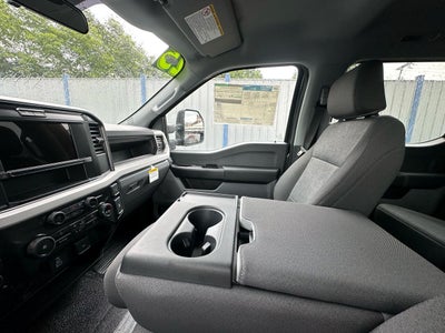 2025 Ford F-350SD XL