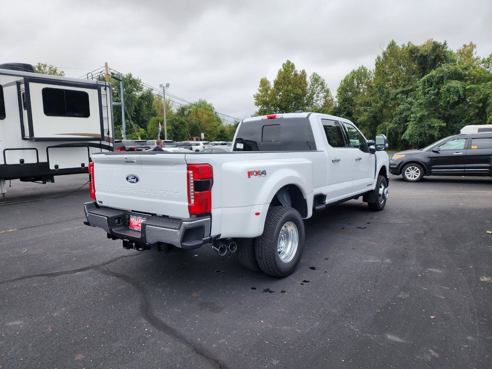 2027 Ford F-350SD DRW