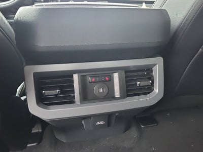 2027 Ford F-350SD Lariat DRW