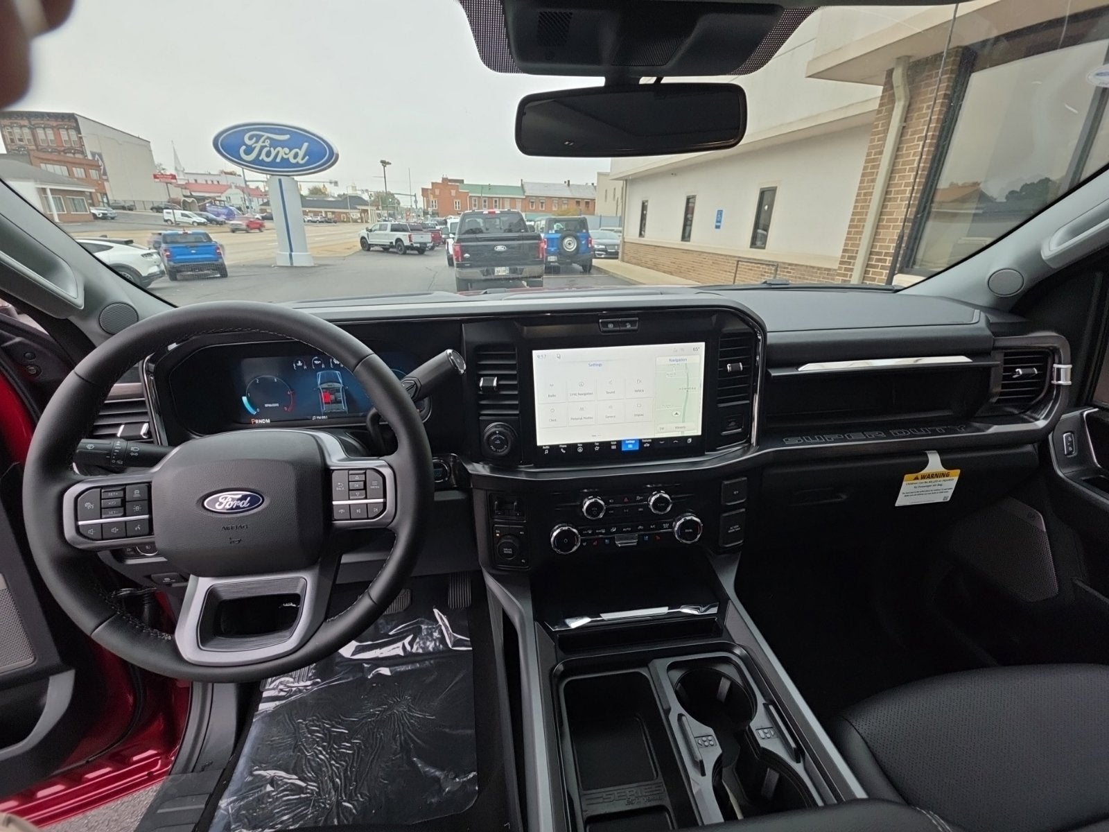 2027 Ford F-350SD Lariat DRW