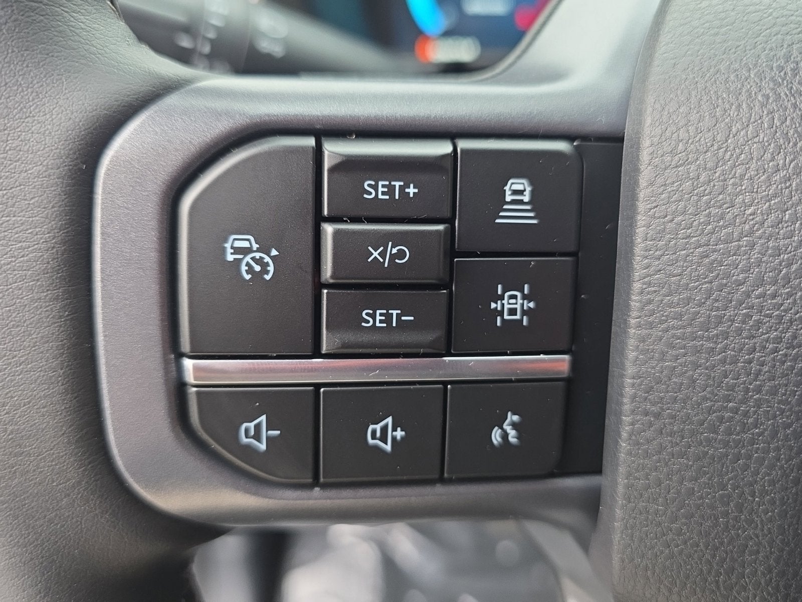 2027 Ford F-350SD Lariat DRW