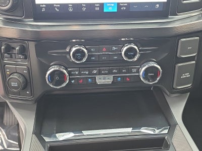 2027 Ford F-350SD Lariat DRW