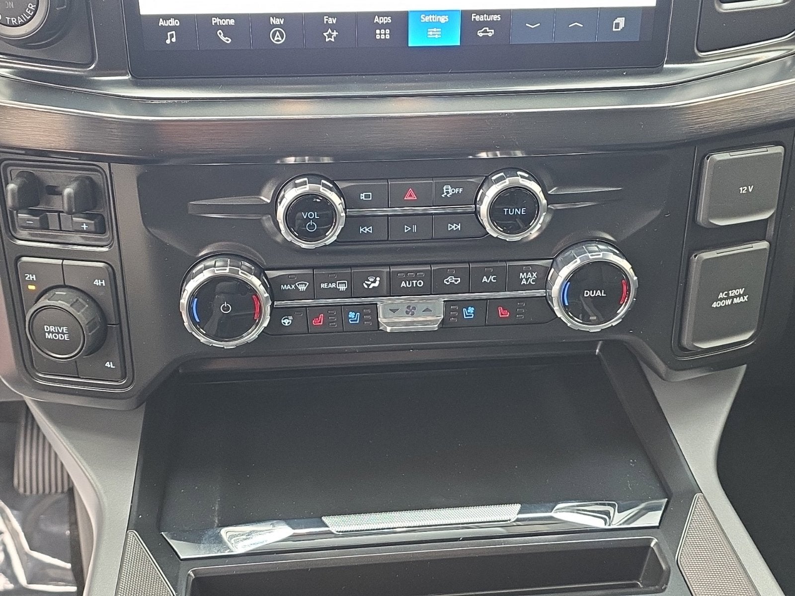 2027 Ford F-350SD Lariat DRW