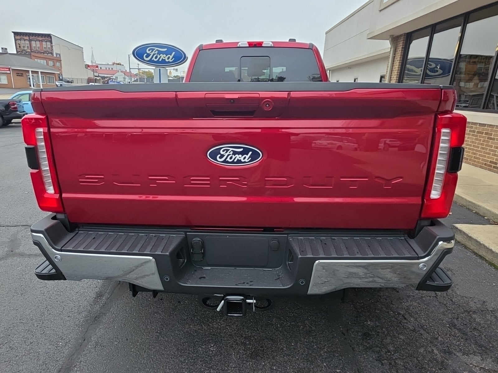 2027 Ford F-350SD Lariat DRW