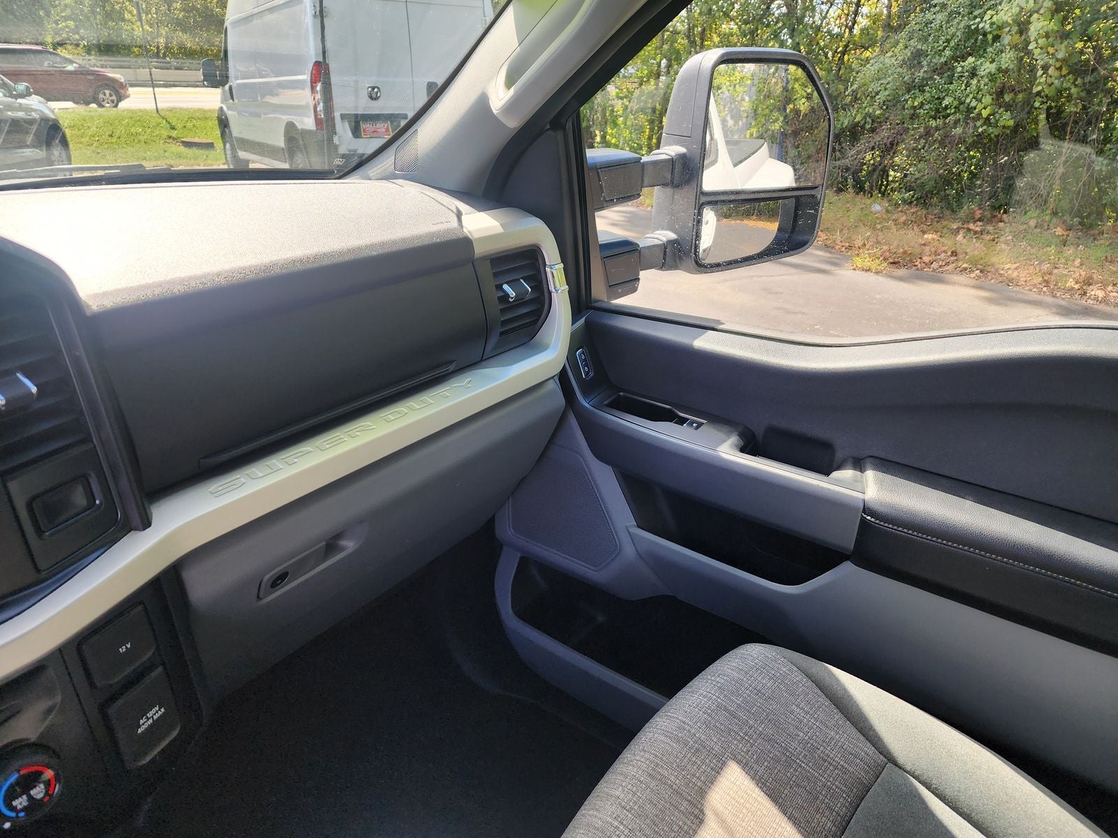 2024 Ford F-350SD XLT DRW