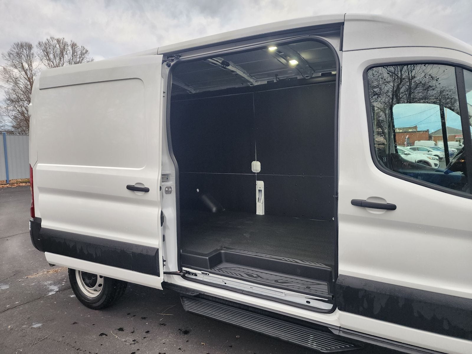 2026 Ford Transit-250 Base