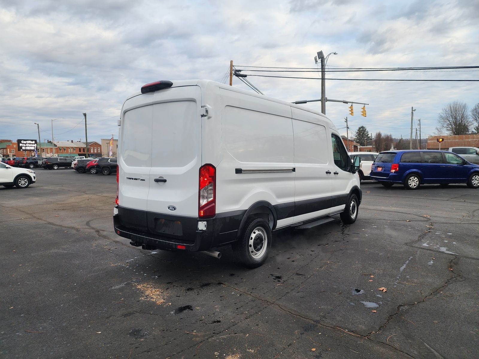 2026 Ford Transit-250 Base