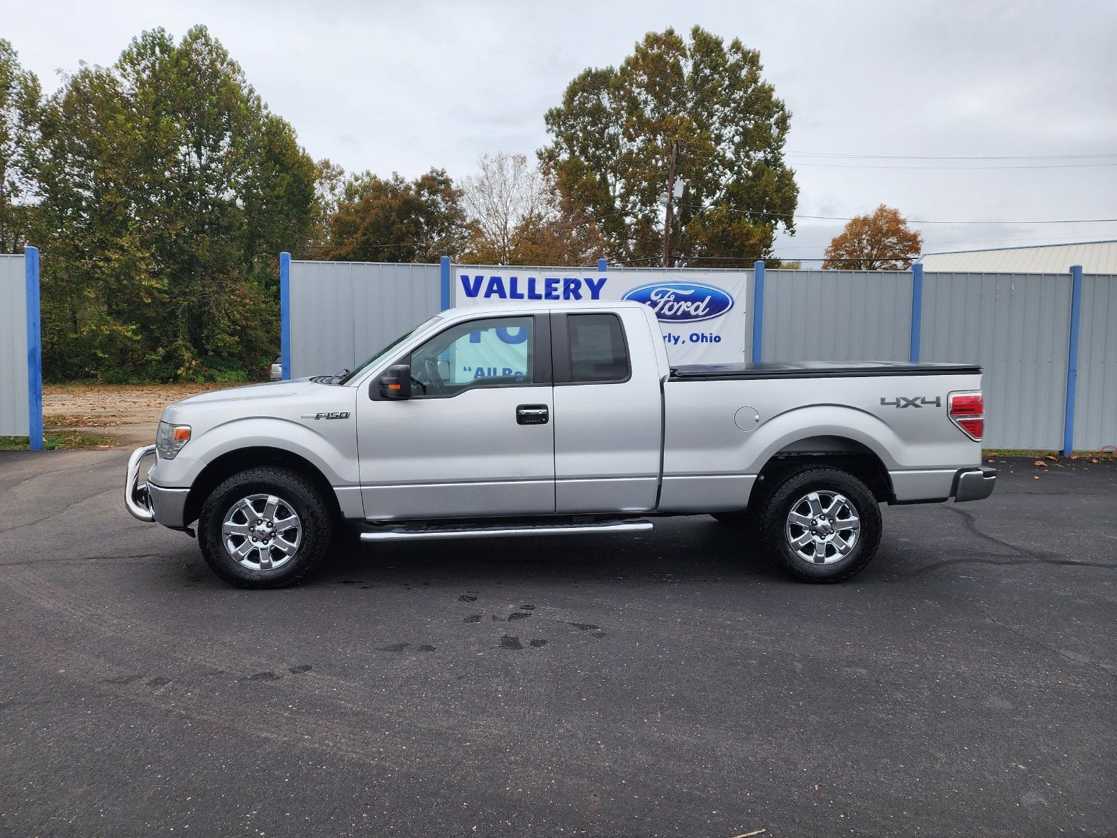 Used 2014 Ford F-150 XLT with VIN 1FTFX1EFXEFC28889 for sale in Waverly, OH