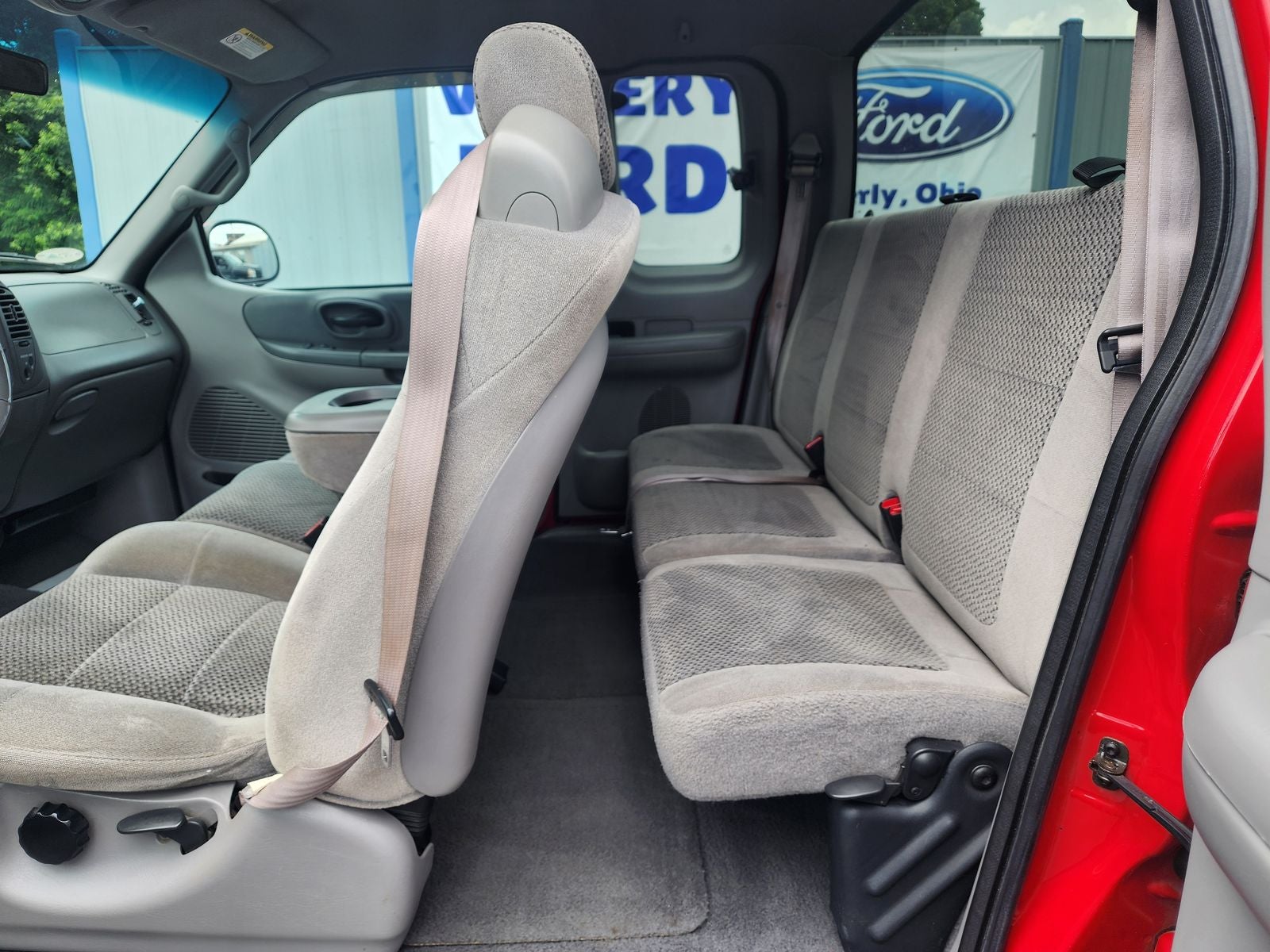 2001 Ford F-150 XLT