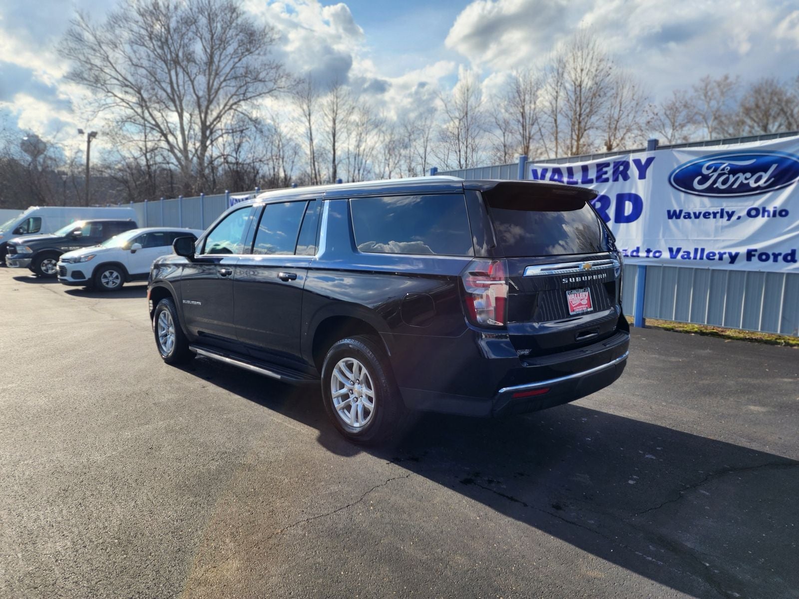 2024 Chevrolet Suburban LT