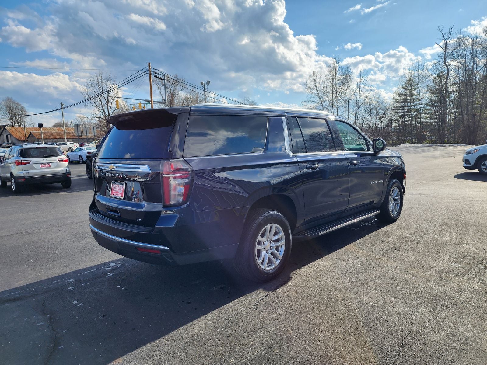 2024 Chevrolet Suburban LT