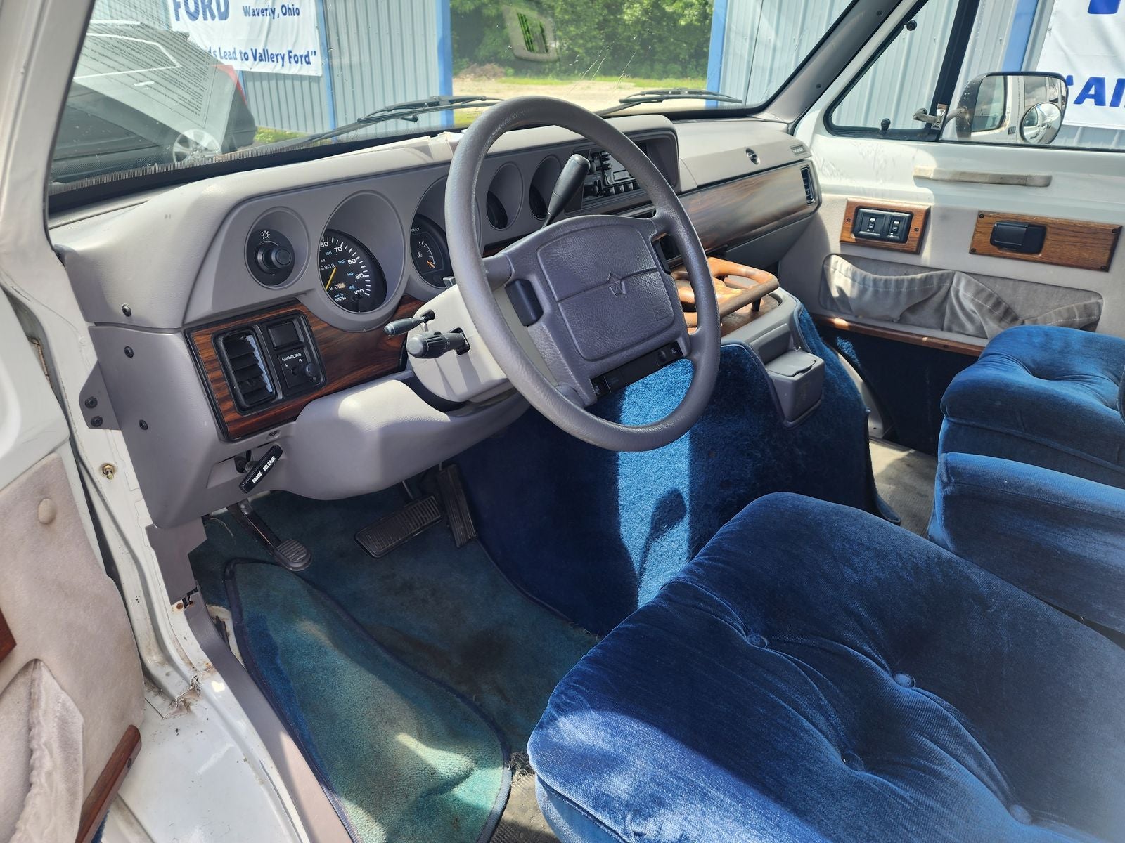1995 Dodge Ram Van 2500 Commercial