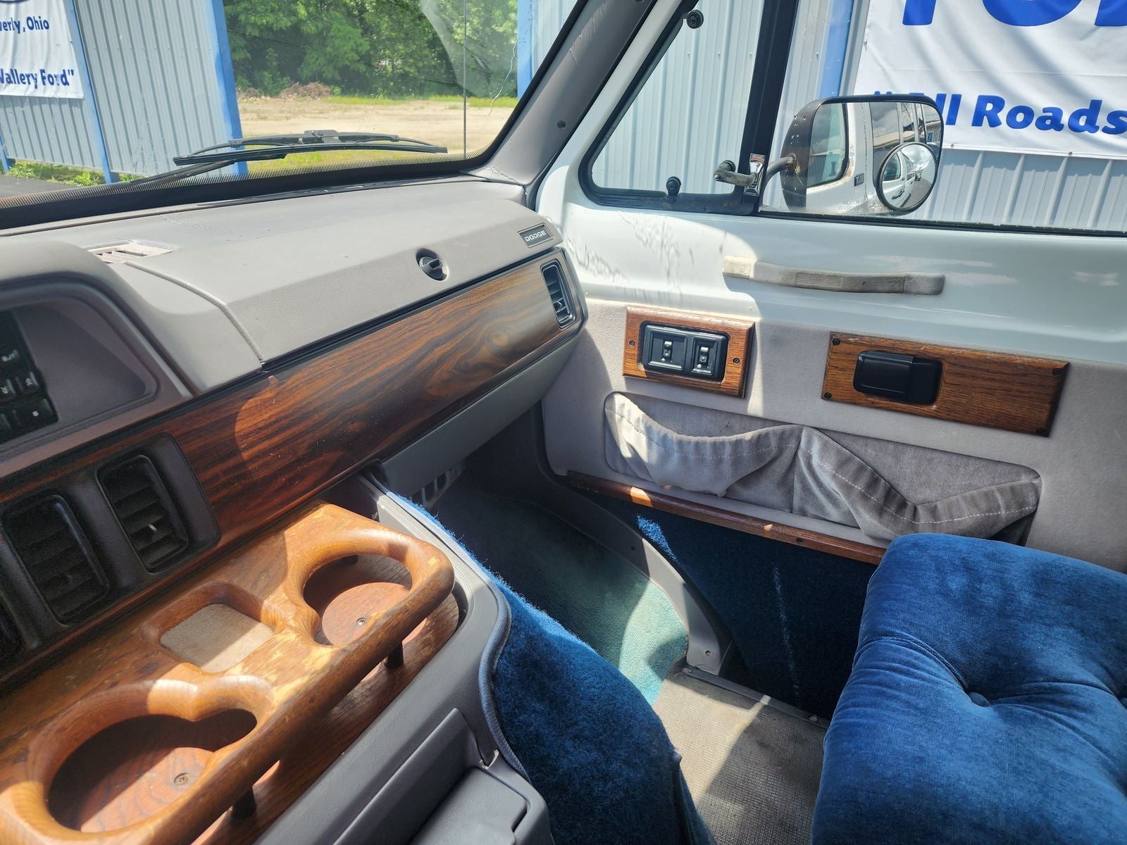 1995 Dodge Ram Van 2500 Commercial