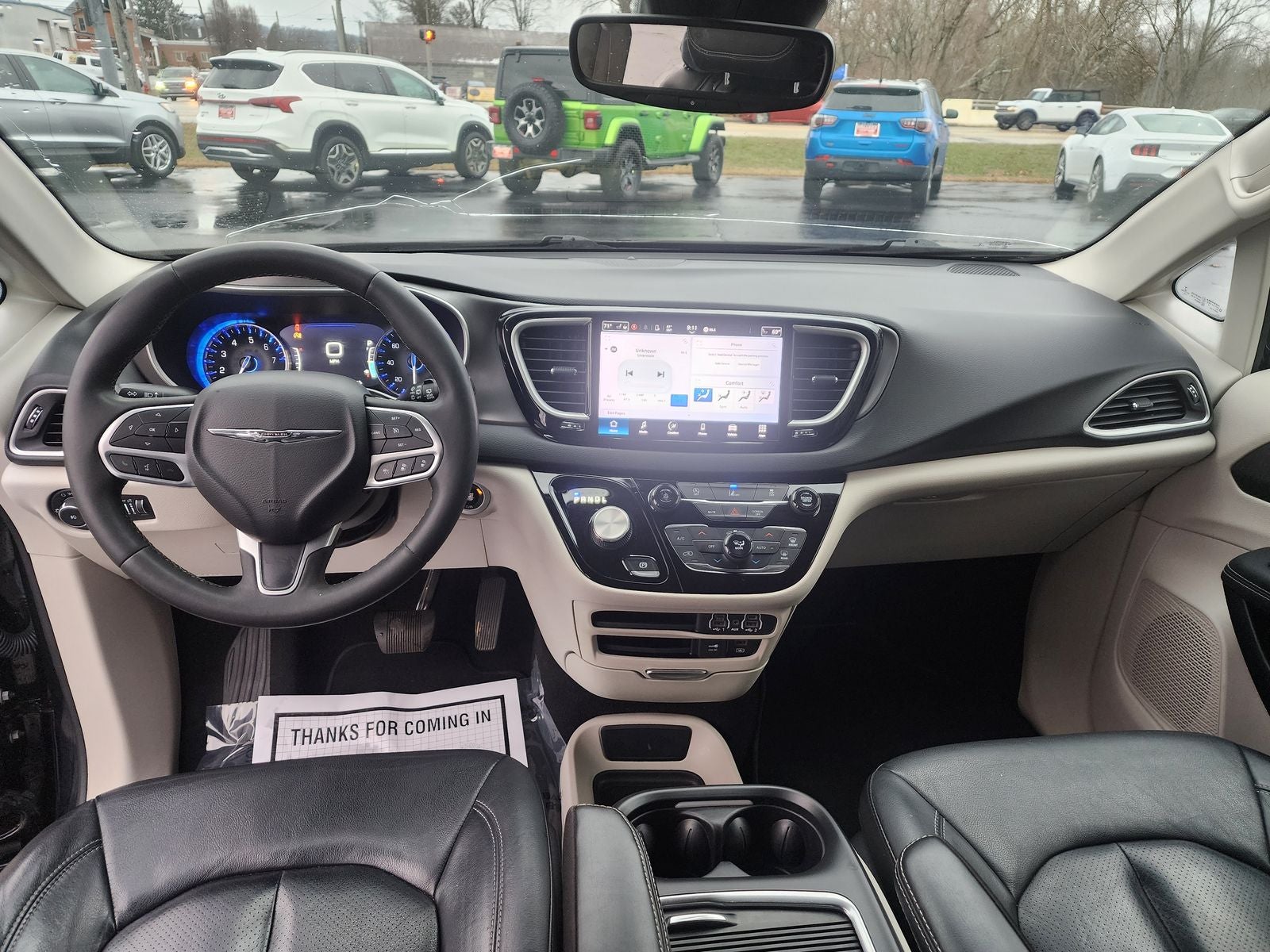 2022 Chrysler Pacifica Touring L