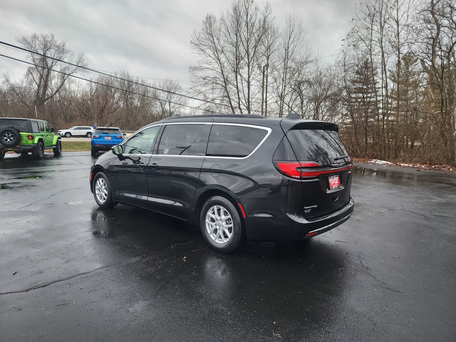 2022 Chrysler Pacifica Touring L