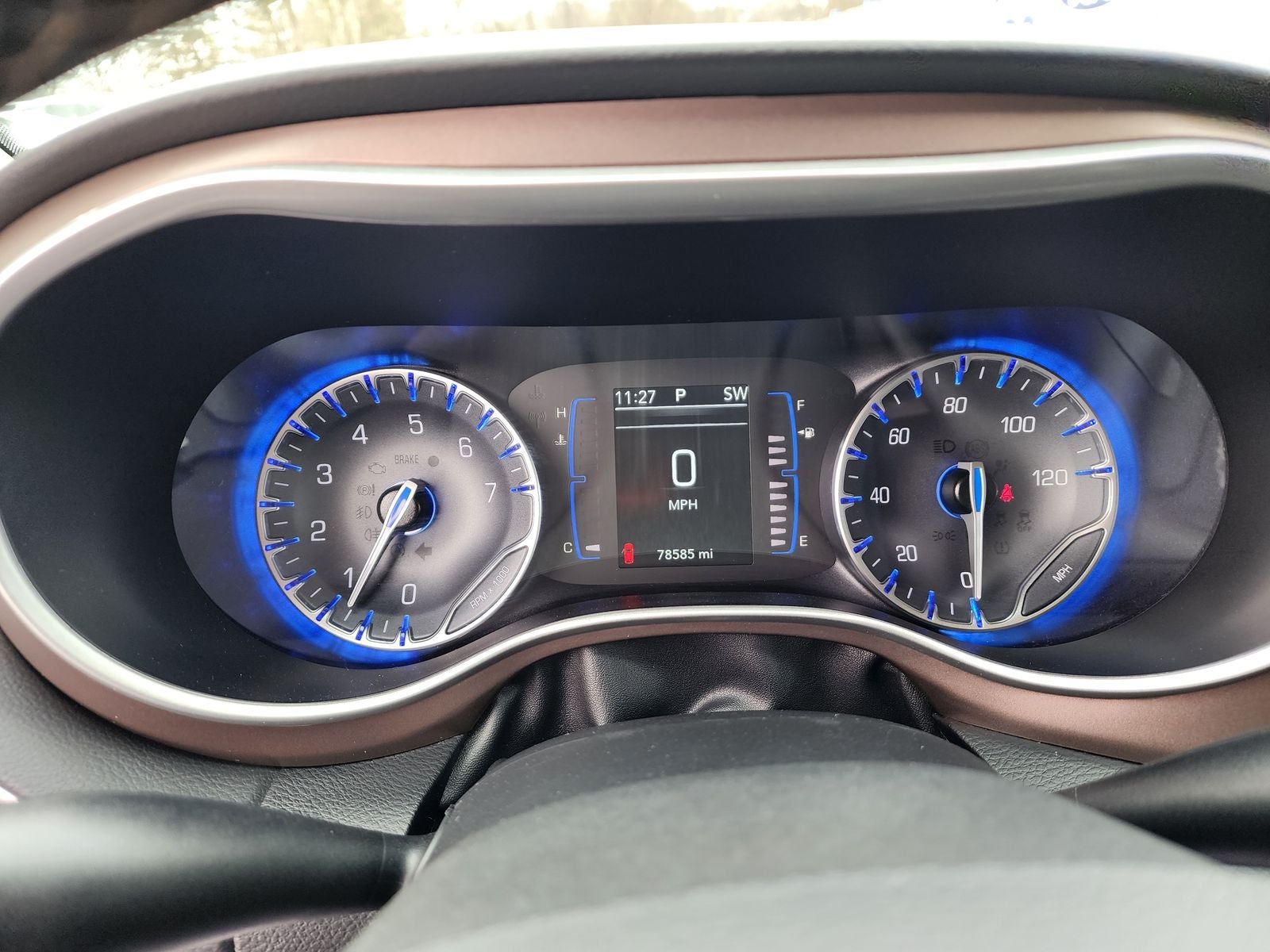 2023 Chrysler Voyager LX