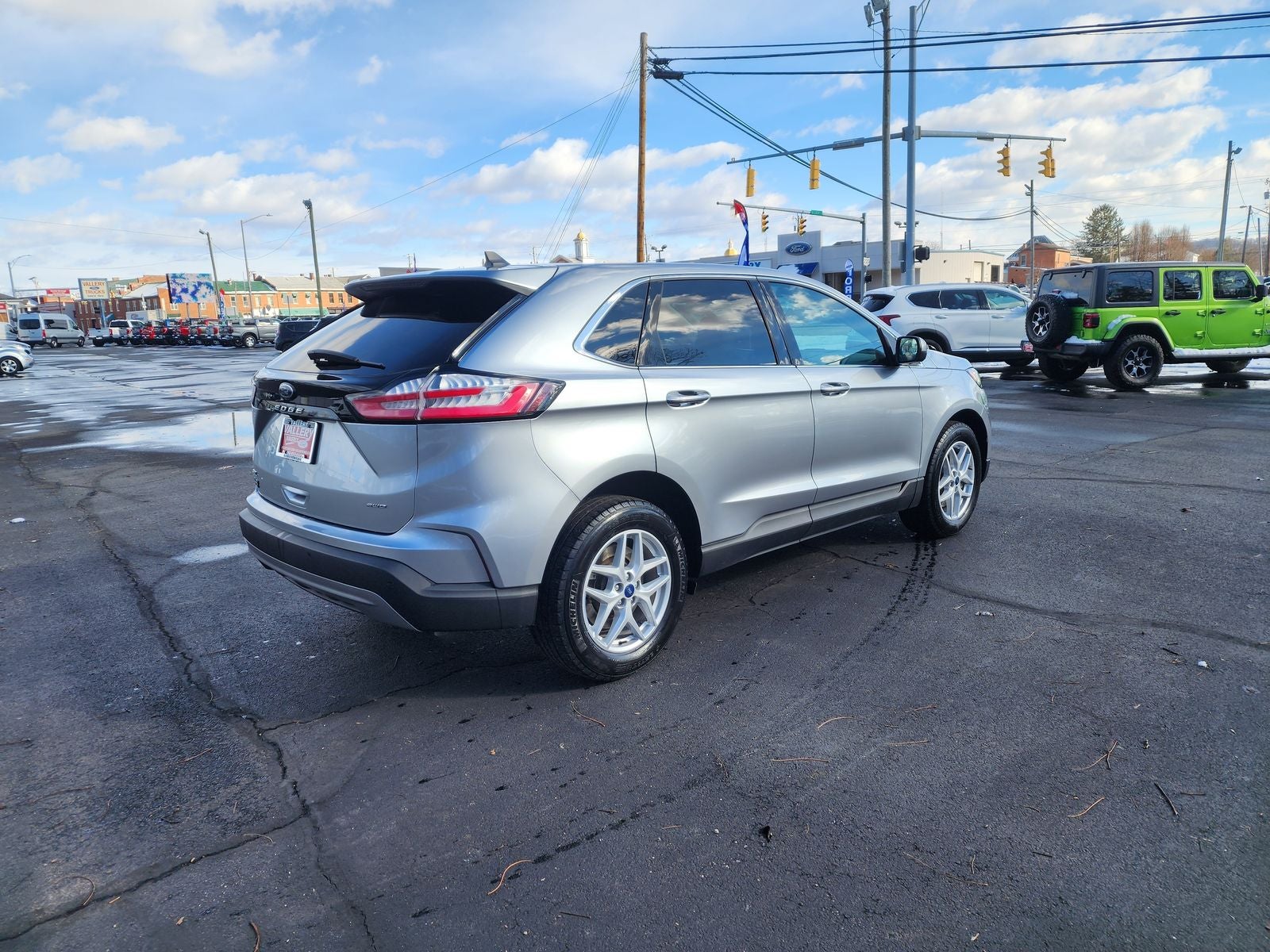 2022 Ford Edge SEL