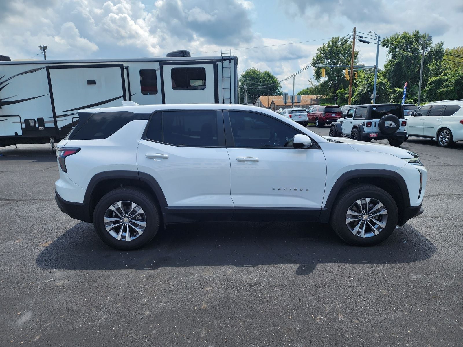 2025 Chevrolet Equinox LT