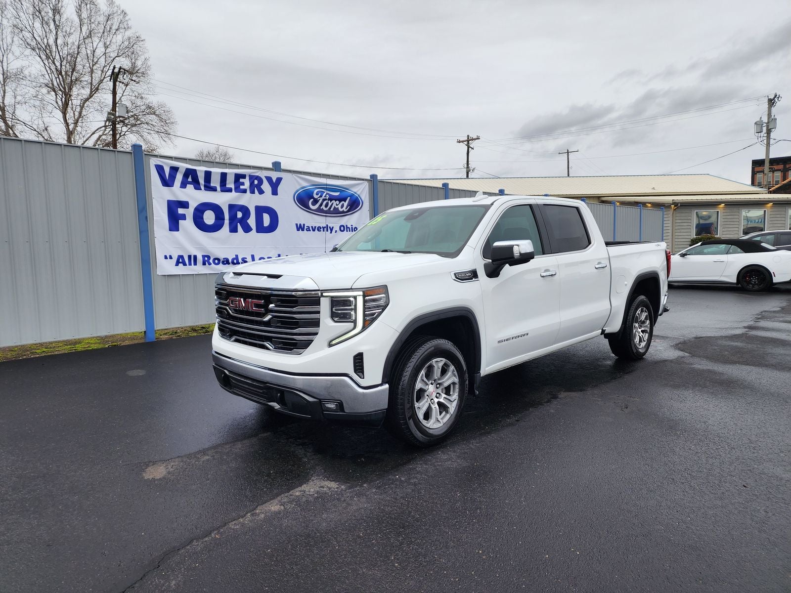 2025 GMC Sierra 1500 SLT