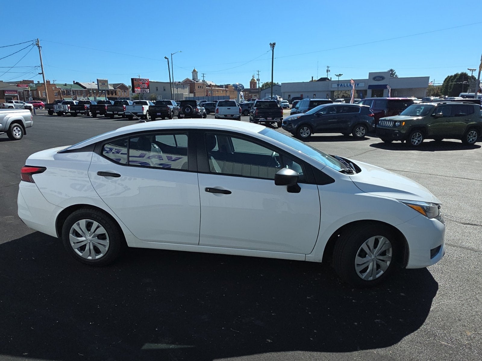 2025 Nissan Versa 1.6 S