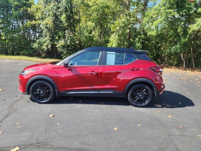 2023 Nissan Kicks SR