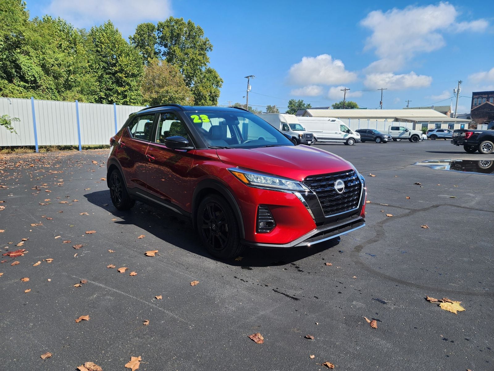 2023 Nissan Kicks SR