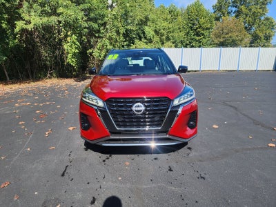 2023 Nissan Kicks SR