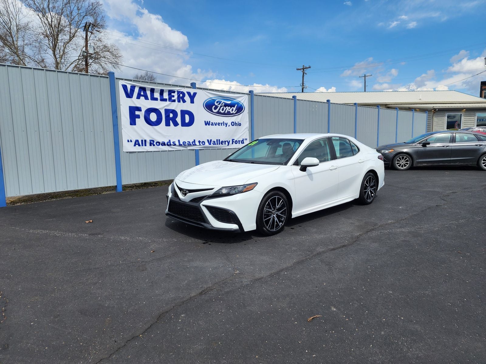 2021 Toyota Camry SE