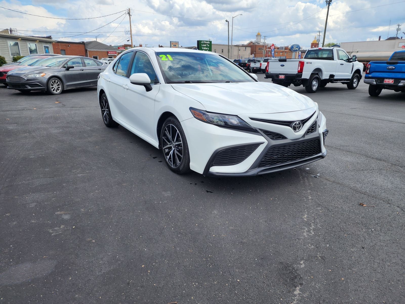 2021 Toyota Camry SE