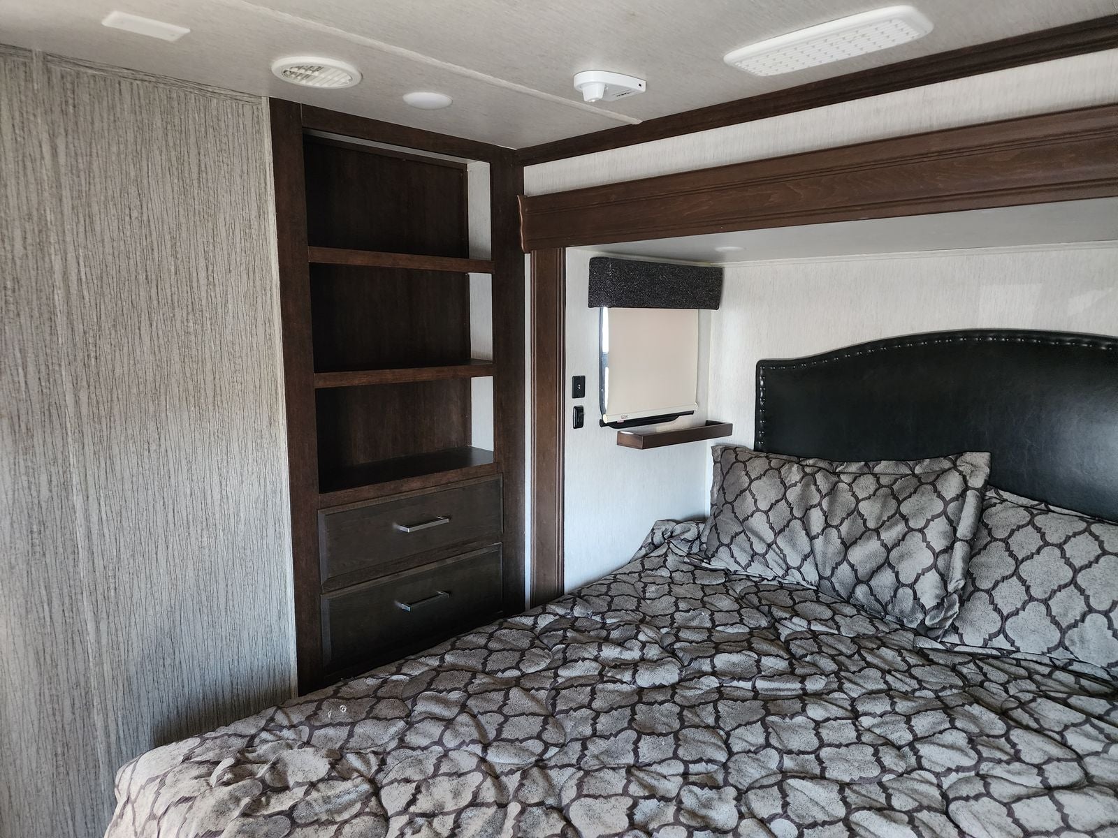 2019 Heartland BigHorn 5th Wheel