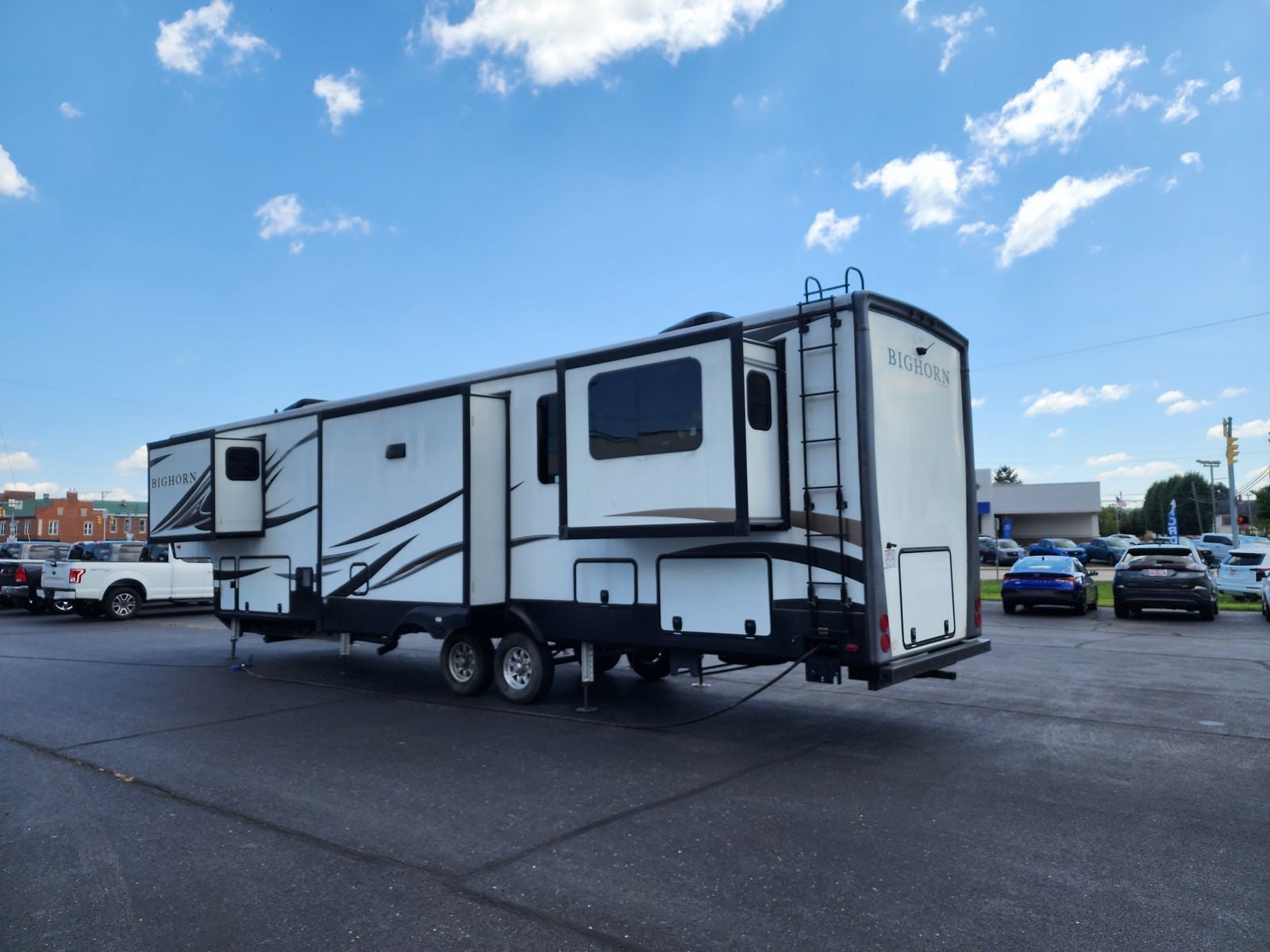 2019 Heartland BigHorn 5th Wheel