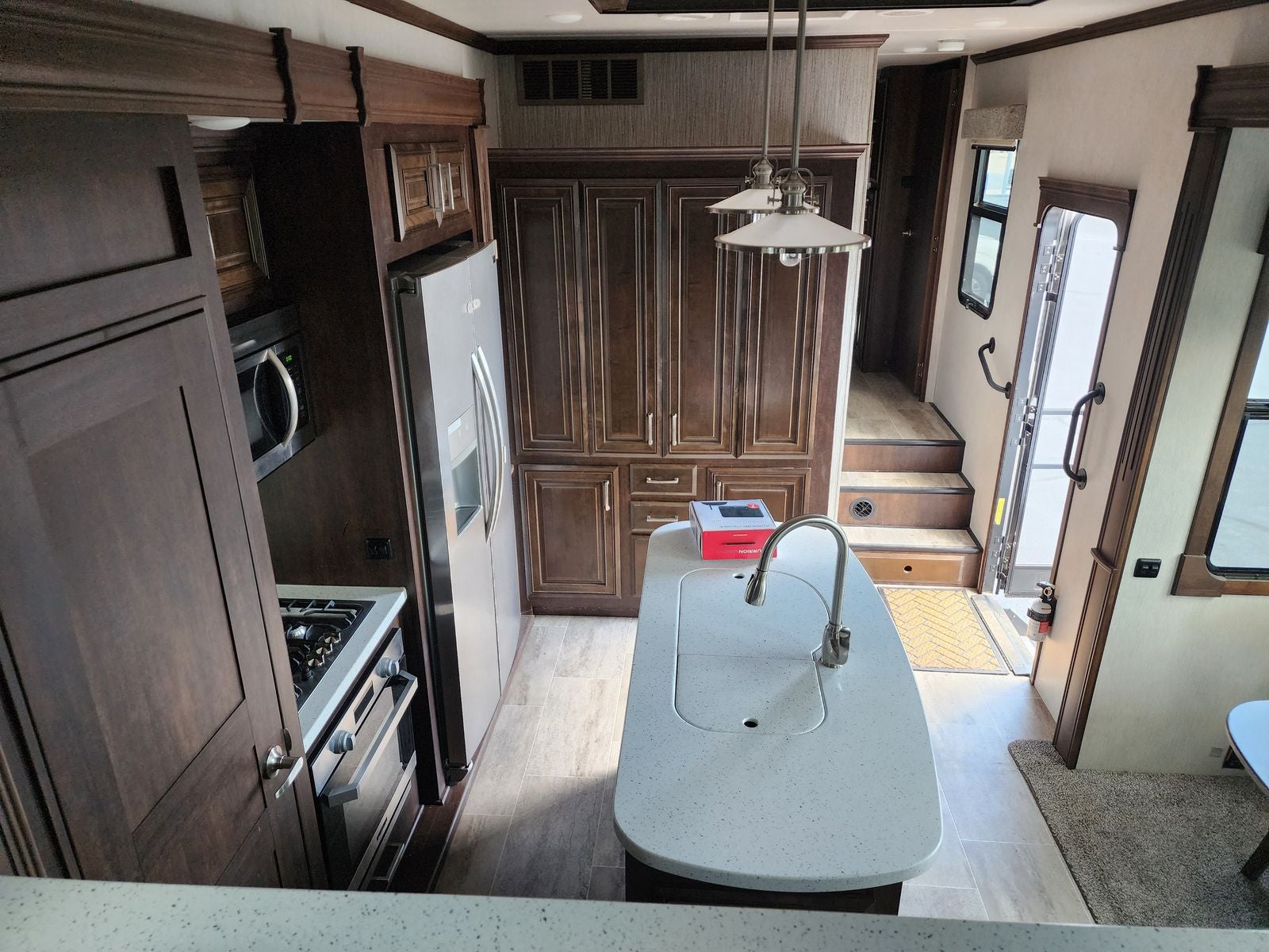 2019 Heartland BigHorn 5th Wheel
