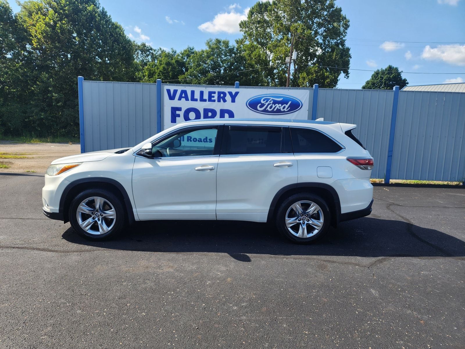 2016 Toyota Highlander Limited Platinum V6