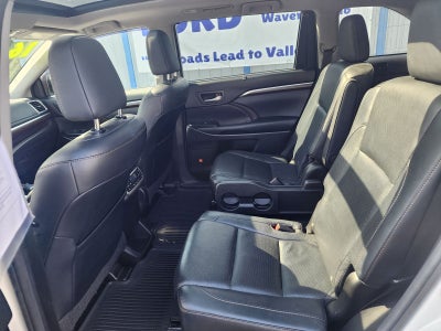 2016 Toyota Highlander Limited Platinum V6