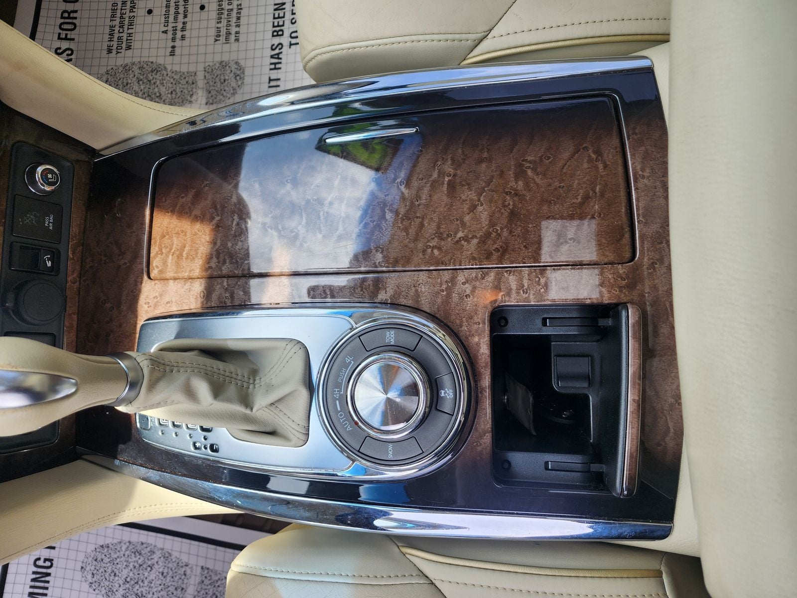 2012 INFINITI QX56 Base