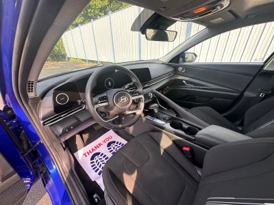 2025 Hyundai Elantra SEL Convenience
