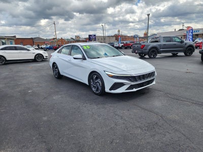 2025 Hyundai Elantra SEL Convenience