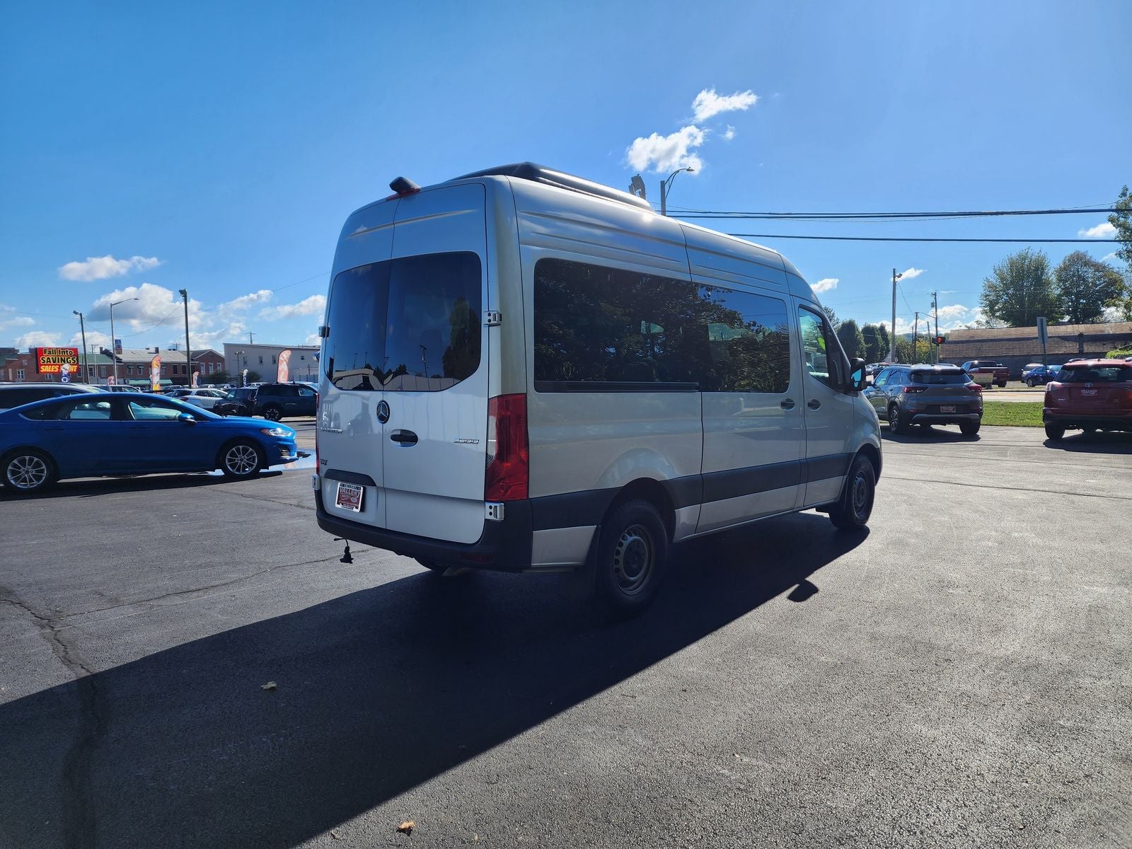 2024 Mercedes-Benz Sprinter 2500 Passenger 144 WB
